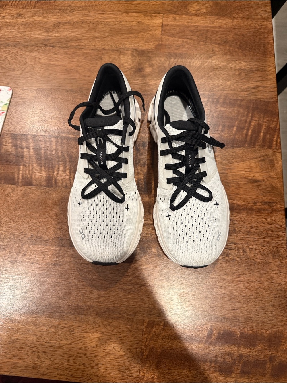On Running Women’s Athletic Shoes in White and Black